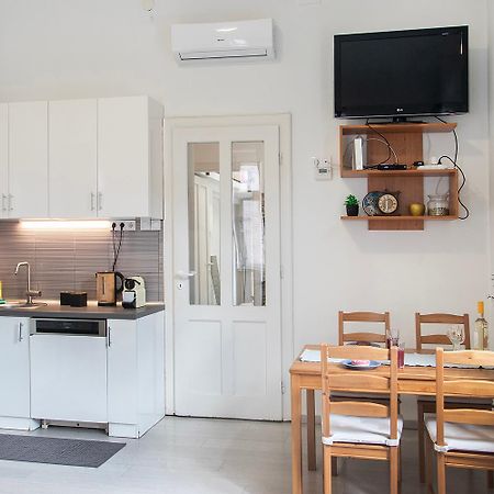 Dora Apartment Near Buda Castle With Parking! บูดาเปสต์ ภายนอก รูปภาพ