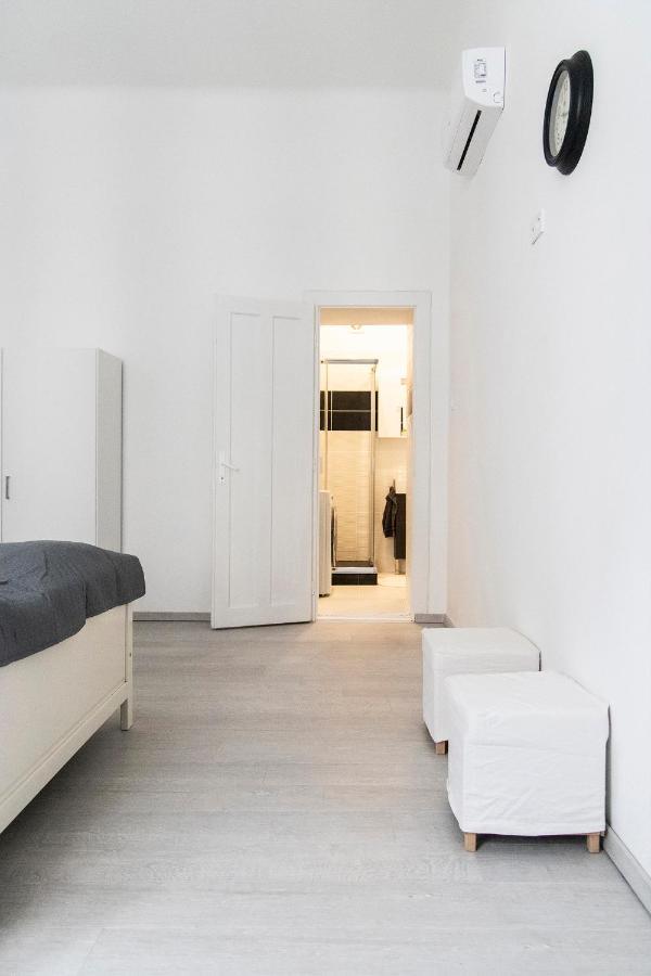 Dora Apartment Near Buda Castle With Parking! บูดาเปสต์ ภายนอก รูปภาพ