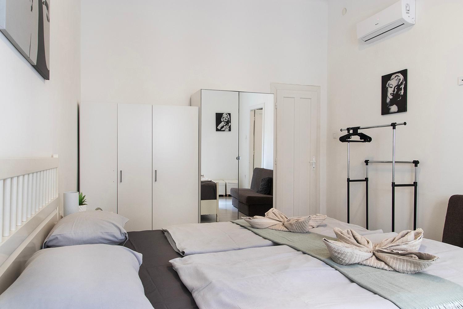 Dora Apartment Near Buda Castle With Parking! บูดาเปสต์ ภายนอก รูปภาพ