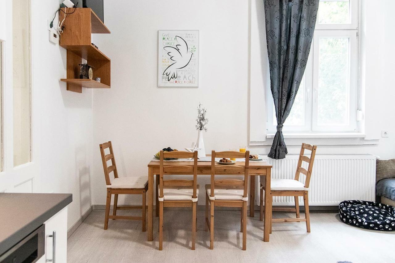Dora Apartment Near Buda Castle With Parking! บูดาเปสต์ ภายนอก รูปภาพ