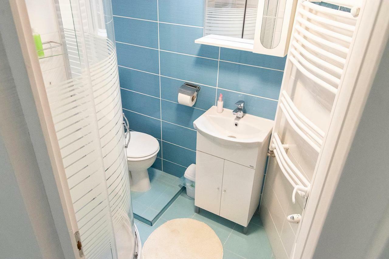 Dora Apartment Near Buda Castle With Parking! บูดาเปสต์ ภายนอก รูปภาพ